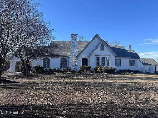 1.66 Acres of Residential Land with Home for Sale in Ruleville, Mississippi