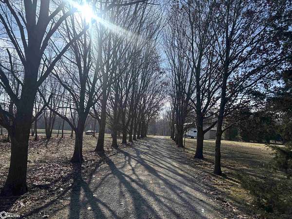 19 Acres of Recreational Land with Home for Sale in Keosauqua, Iowa