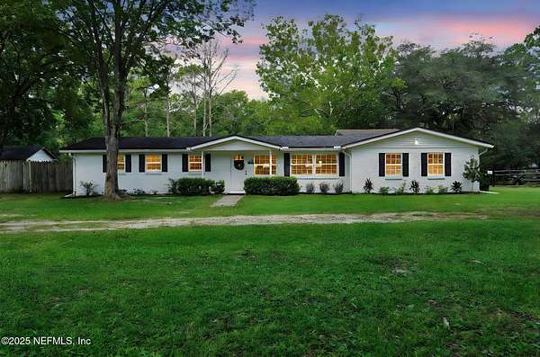 3.77 Acres of Residential Land with Home for Sale in Middleburg, Florida