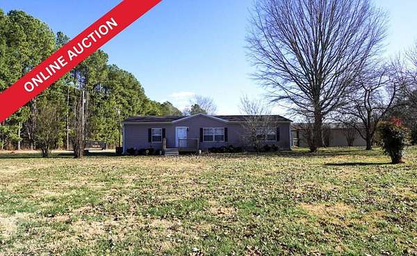 8.52 Acres of Residential Land with Home for Sale in Cedar Hill, Tennessee