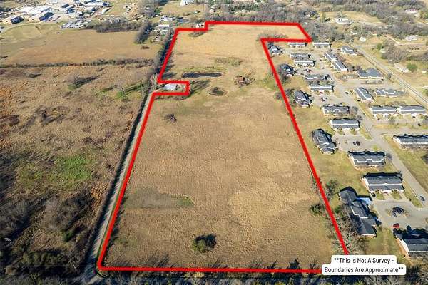 26.6 Acres of Agricultural Land for Sale in Mount Vernon, Texas