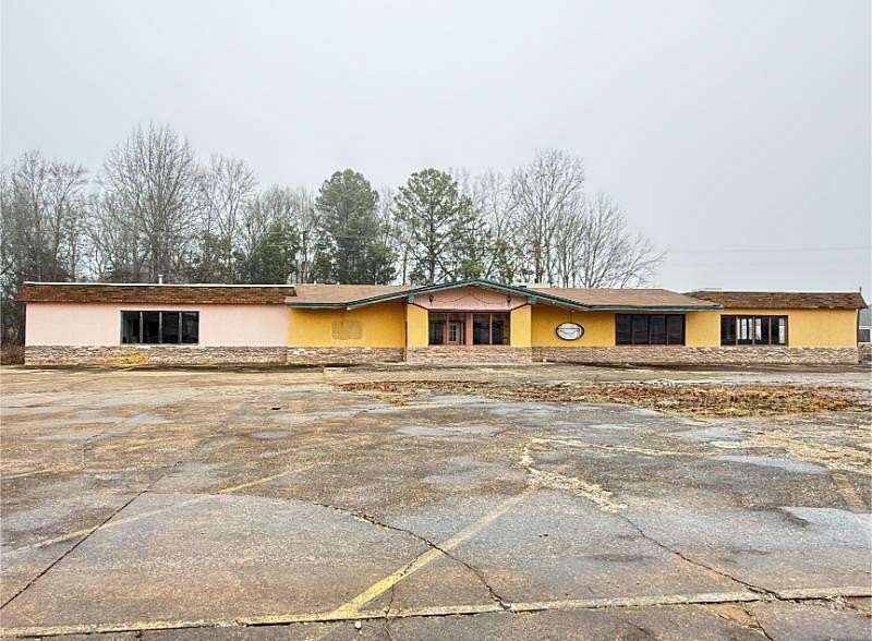 2 Acres of Improved Commercial Land for Sale in Booneville, Mississippi