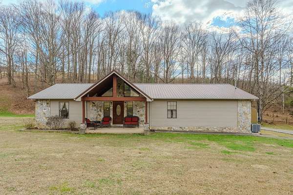 1.5 Acres of Land with Home for Sale in Kodak, Tennessee