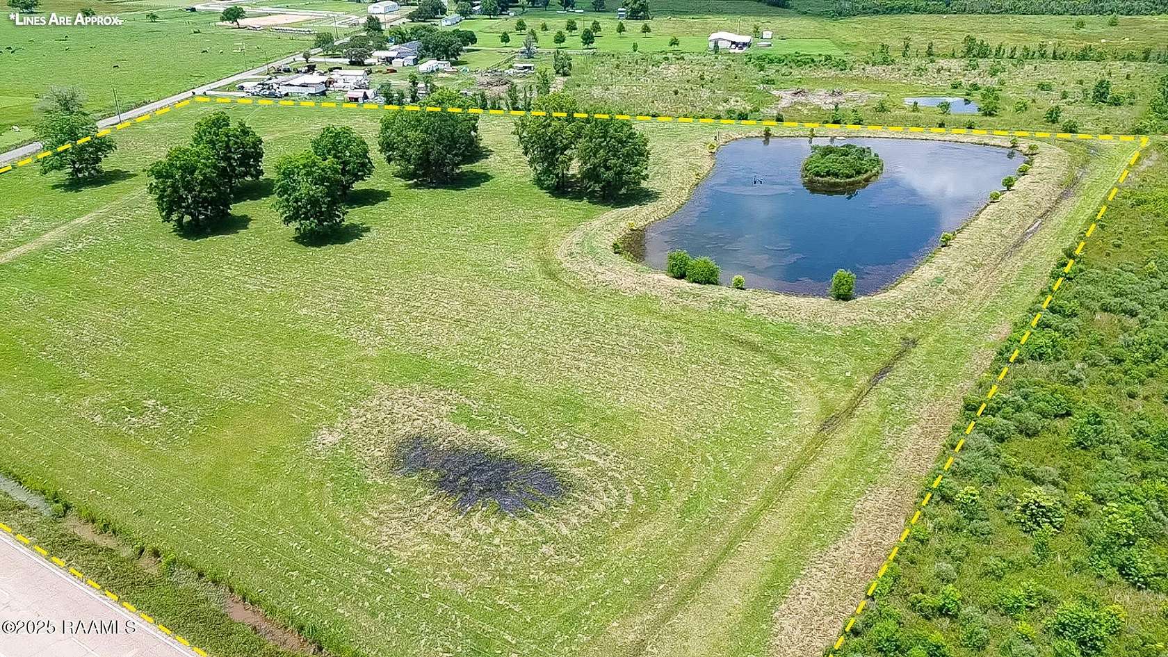 9.87 Acres of Land for Sale in Ville Platte, Louisiana