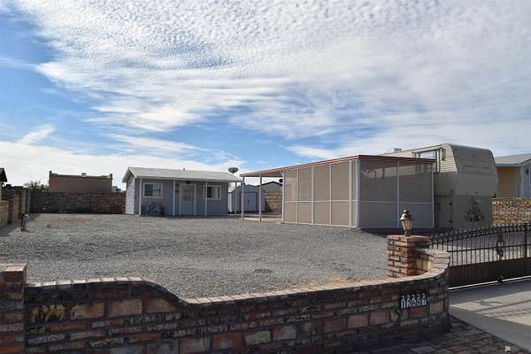 Improved Residential Land for Sale in Yuma, Arizona