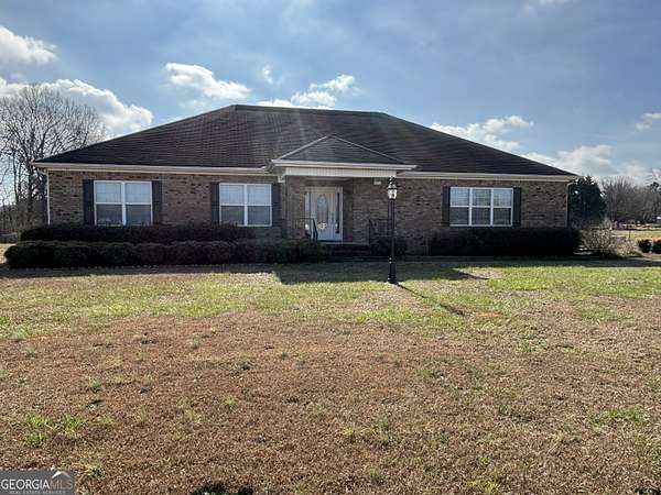 14.5 Acres of Land with Home for Sale in Comer, Georgia