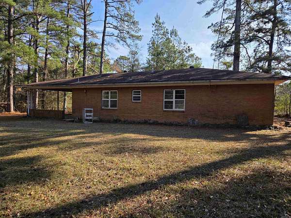 28.2 Acres of Land with Home for Sale in Pine Bluff, Arkansas
