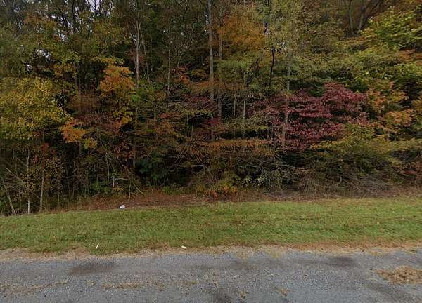 6 Acres of Residential Land for Sale in Harlan, Kentucky
