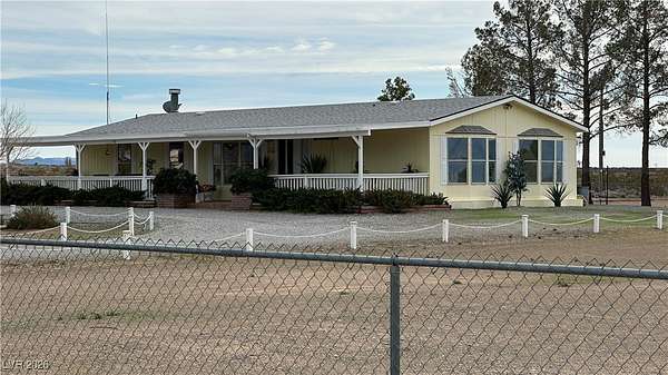 2.5 Acres of Residential Land with Home for Sale in Pahrump, Nevada