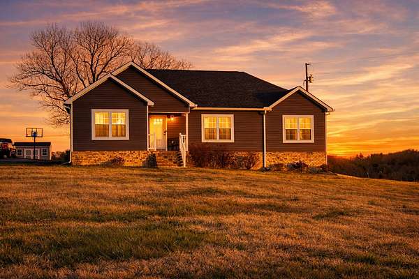 2.2 Acres of Residential Land with Home for Sale in Hartsville, Tennessee