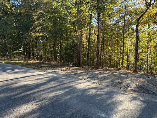 6 Acres of Residential Land for Sale in Primm Springs, Tennessee