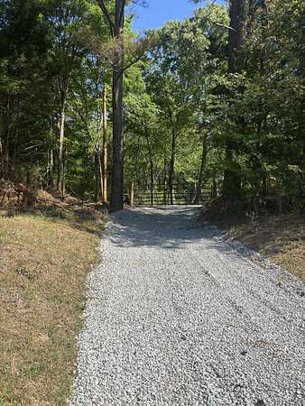 1.1 Acres of Residential Land for Sale in Bruceton, Tennessee