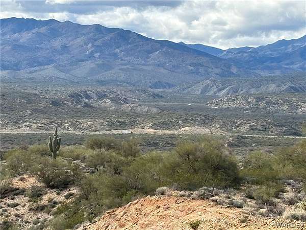 120 Acres of Land for Sale in Kingman, Arizona