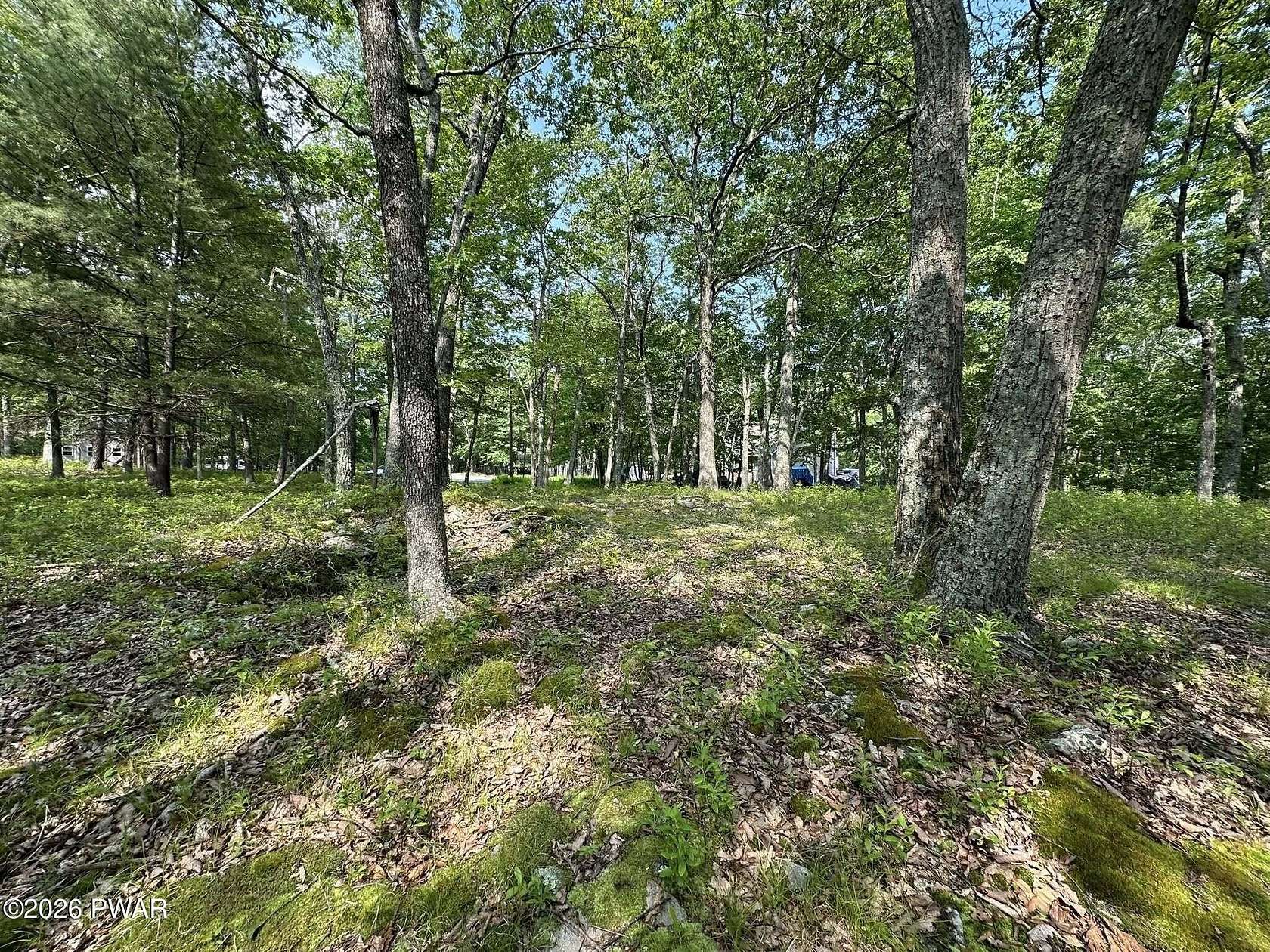 0.75 Acres of Residential Land for Sale in Lackawaxen, Pennsylvania