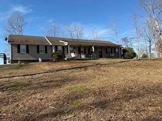 4 Acres of Residential Land with Home for Sale in Yuma, Tennessee