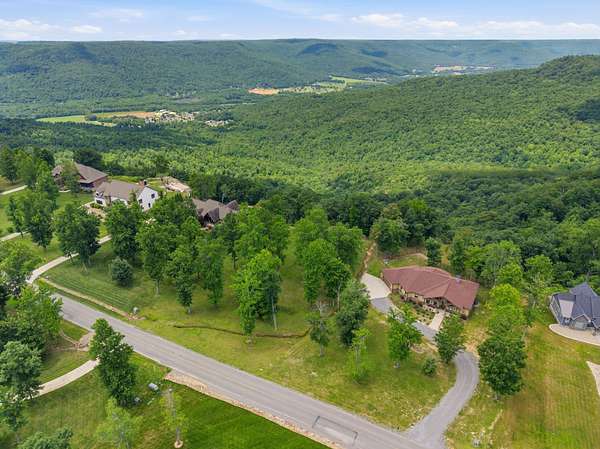 2.52 Acres of Residential Land for Sale in Jasper, Tennessee