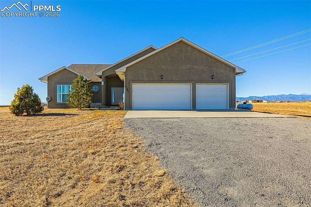 2.52 Acres of Residential Land with Home for Sale in Fountain, Colorado