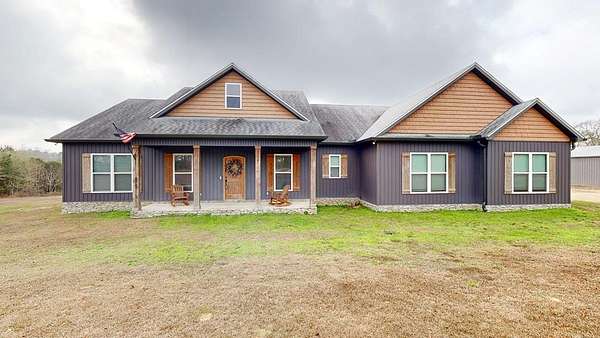 20 Acres of Land with Home for Sale in Hartford, Alabama