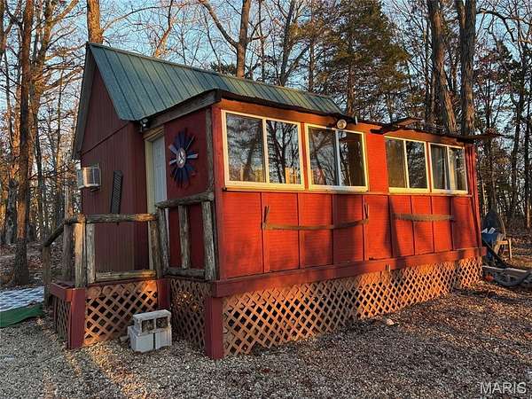 4.7 Acres of Residential Land for Sale in New Florence, Missouri