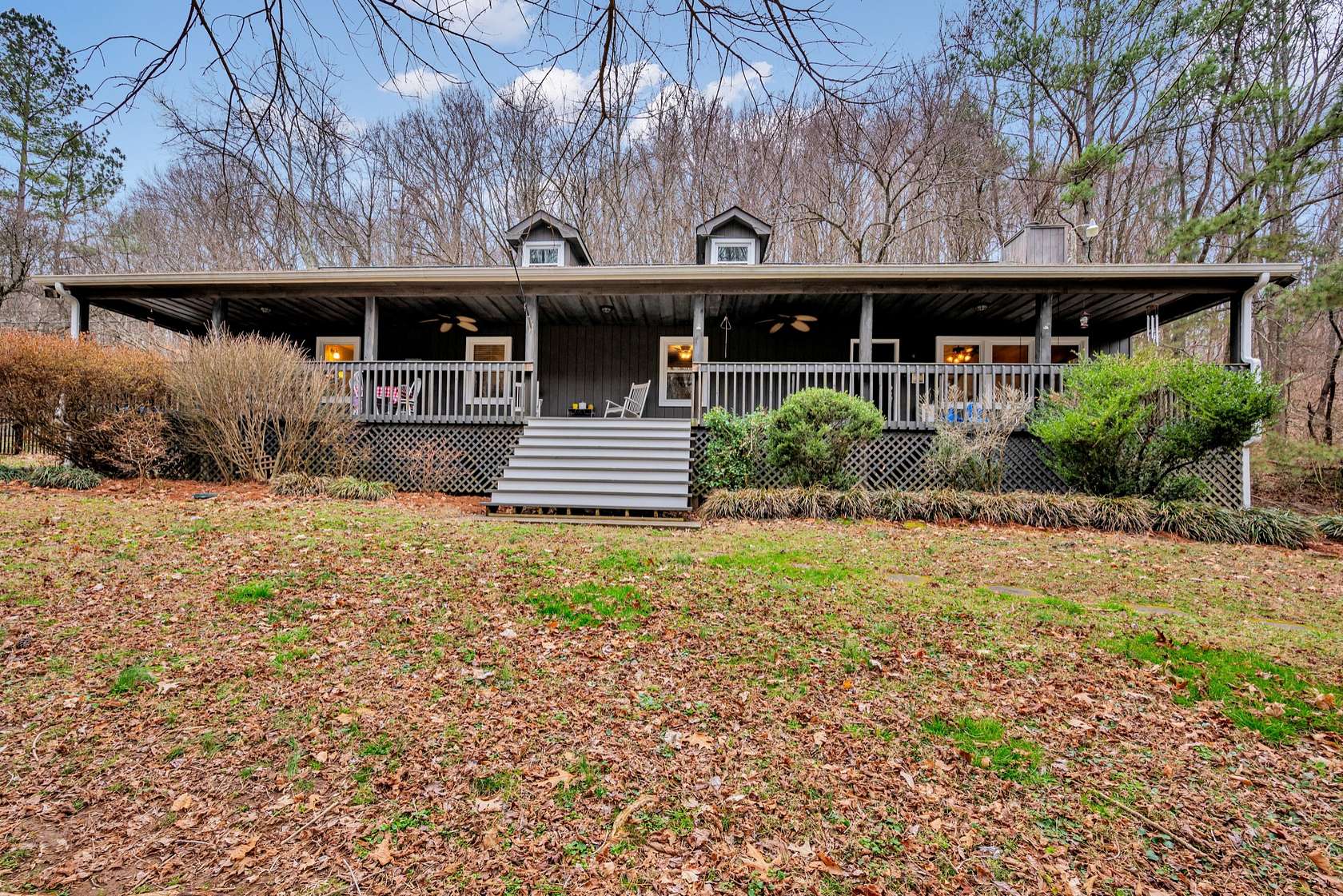 6.86 Acres of Land with Home for Sale in Nashville, Tennessee