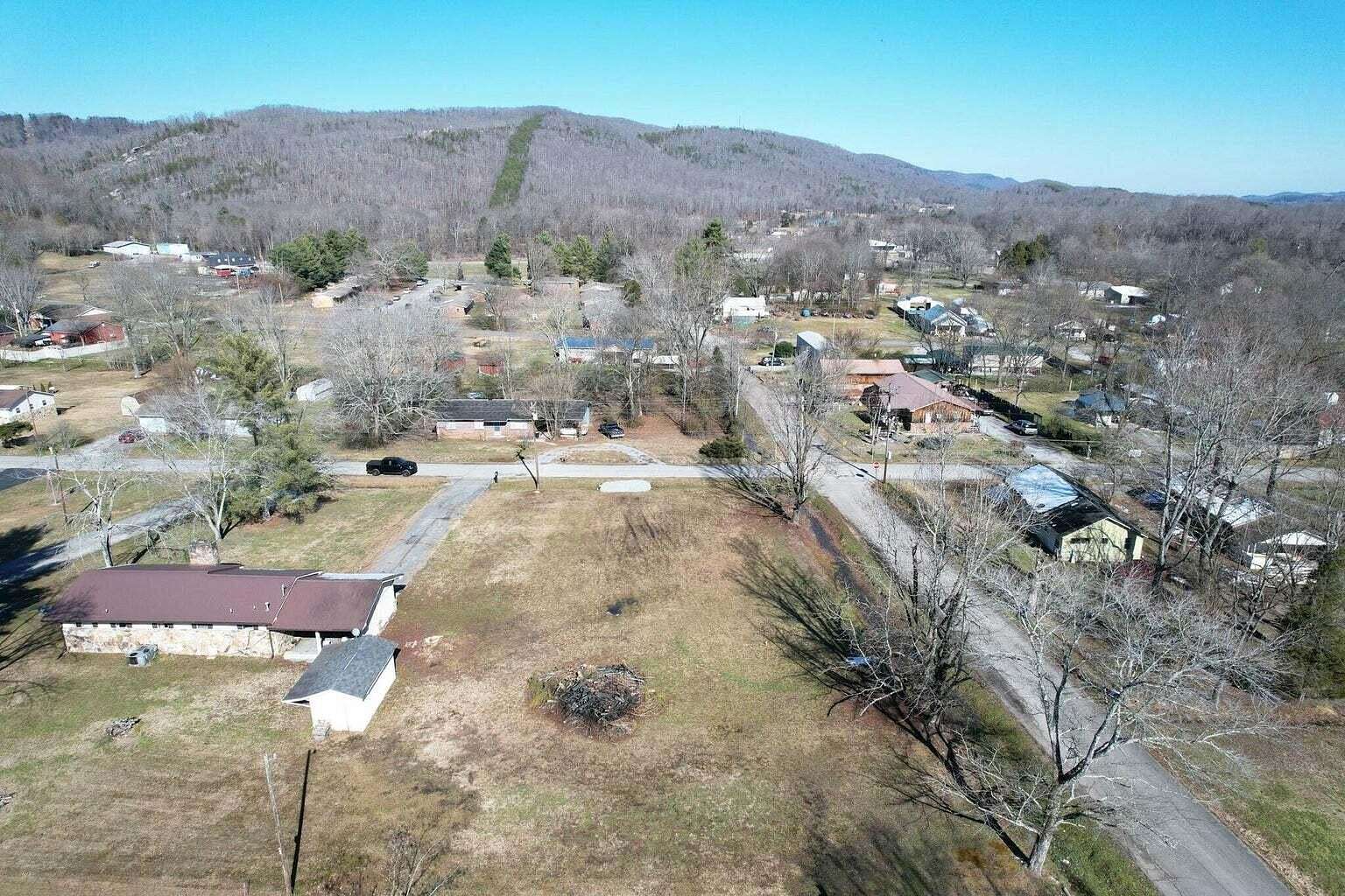 0.5 Acres of Residential Land for Sale in Spring City, Tennessee