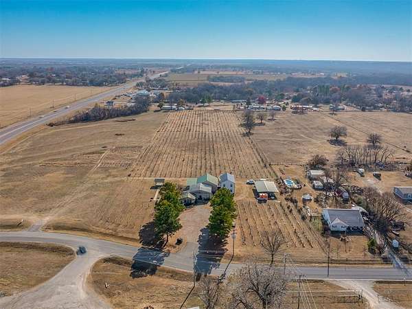 9 Acres of Improved Land for Sale in Lexington, Oklahoma