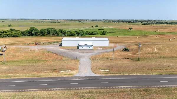 5 Acres of Residential Land for Sale in Rocky, Oklahoma