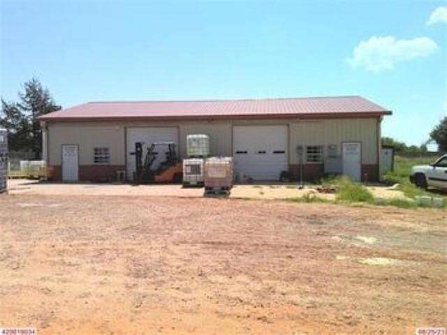 4.15 Acres of Improved Residential Land for Sale in Crescent, Oklahoma