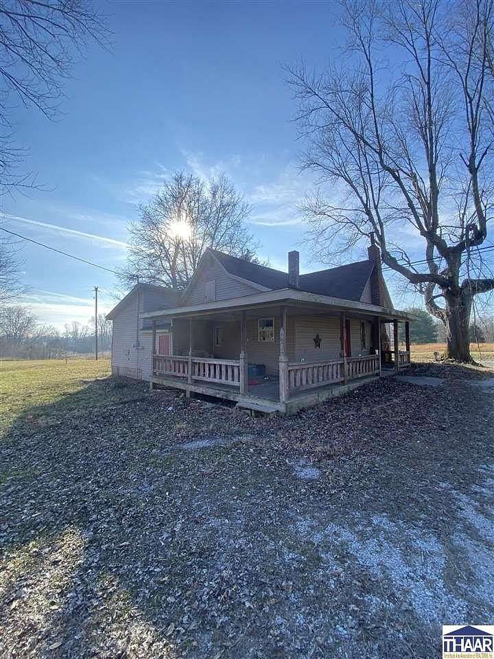 2.54 Acres of Residential Land with Home for Sale in Linton, Indiana