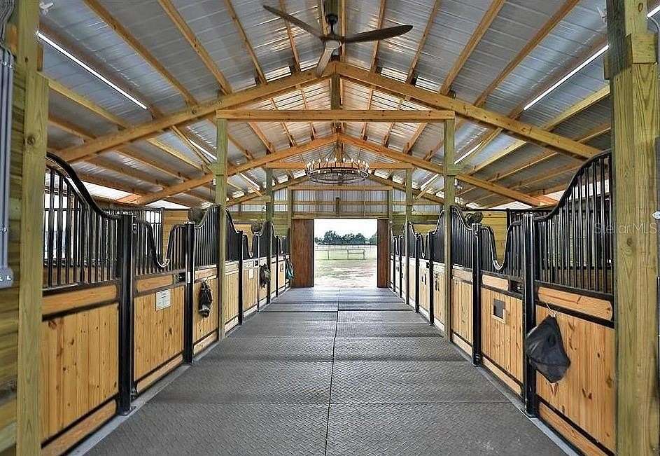 9.34 Acres of Land with Home for Sale in Dunnellon, Florida