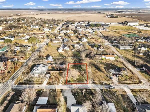 0.17 Acres of Residential Land for Sale in Itasca, Texas