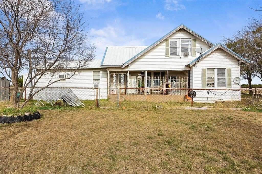 53.8 Acres of Land with Home for Sale in Crawford, Texas