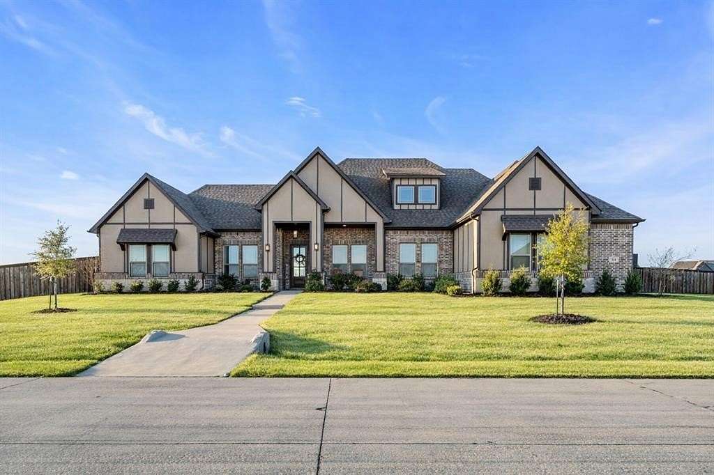 1.71 Acres of Land with Home for Sale in Waxahachie, Texas