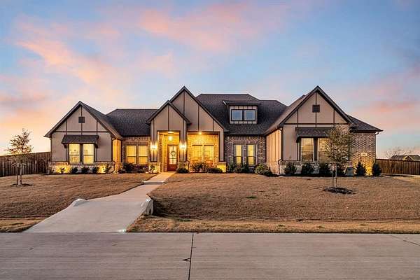 1.71 Acres of Residential Land with Home for Sale in Waxahachie, Texas