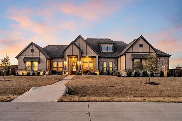 1.71 Acres of Land with Home for Sale in Waxahachie, Texas