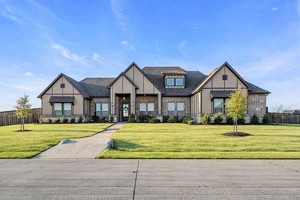 1.71 Acres of Land with Home for Sale in Waxahachie, Texas