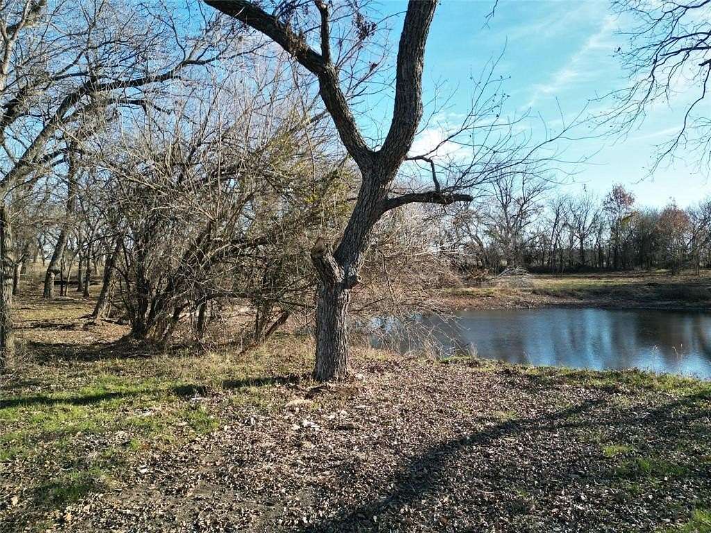 5.2 Acres of Residential Land for Sale in Valley View, Texas