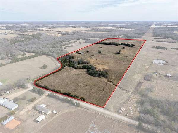40 Acres of Land for Sale in Savoy, Texas