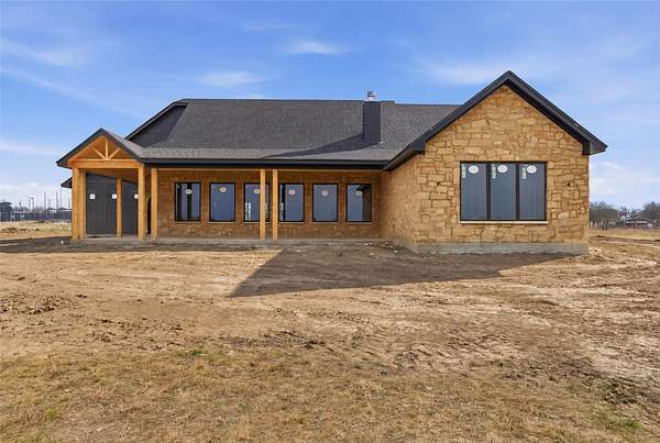 20 Acres of Land with Home for Sale in Crawford, Texas