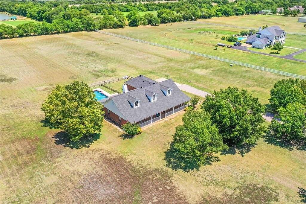 5 Acres of Residential Land with Home for Sale in Gunter, Texas