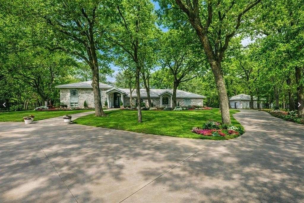 7 Acres of Land with Home for Sale in Sherman, Texas