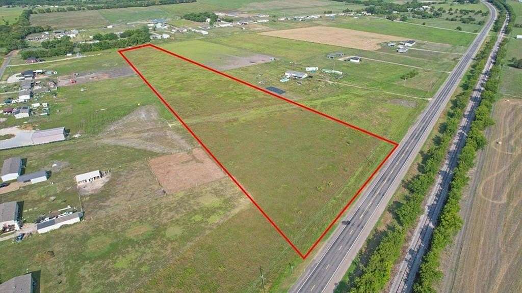 10 Acres of Land for Sale in Leonard, Texas