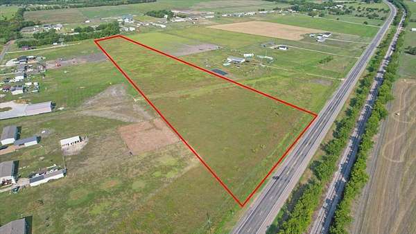 10 Acres of Recreational & Residential Land for Sale in Leonard, Texas