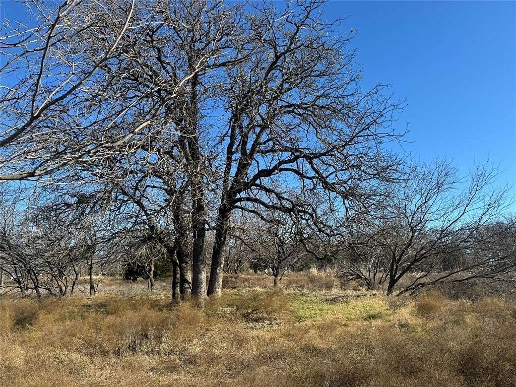 5 Acres of Residential Land for Sale in Waco, Texas