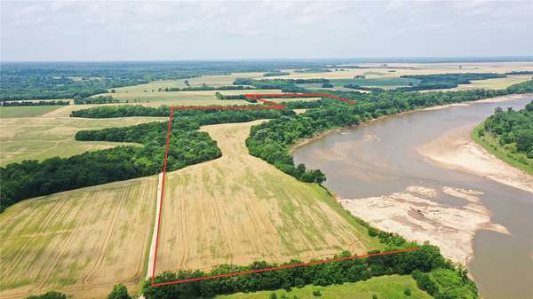 132 Acres of Land for Sale in Arthur City, Texas