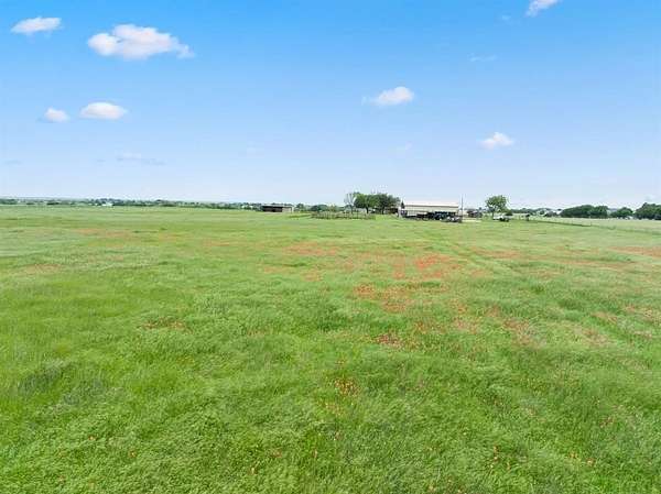 12 Acres of Land for Sale in Krum, Texas