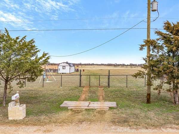 7.46 Acres of Residential Land for Sale in Wills Point, Texas