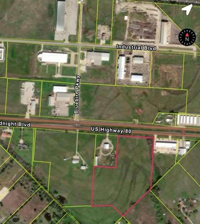 14.1 Acres of Mixed-Use Land for Sale in Wills Point, Texas