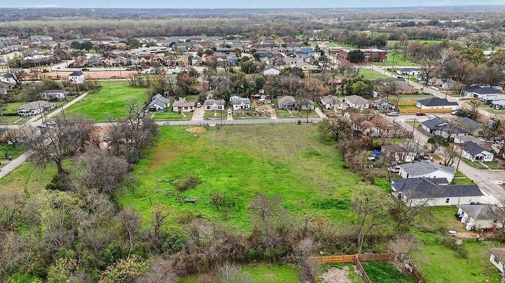 1 Acre of Land for Sale in Dallas, Texas