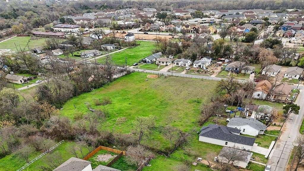 1 Acre of Residential Land for Sale in Dallas, Texas